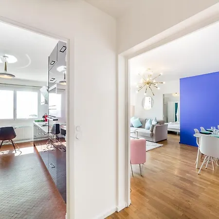 Calm And Breathtaking View With Balcony Garage Included 리옹